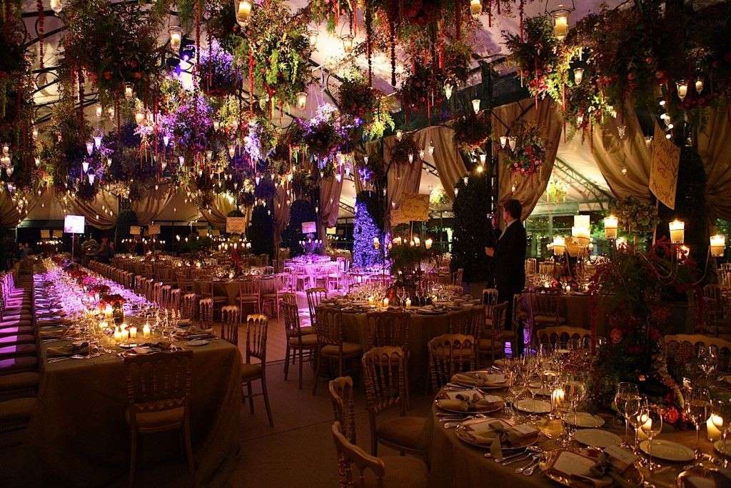 Matrimonio con decori pendenti