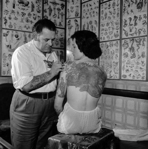 Tatuaggi old school, anche in passato