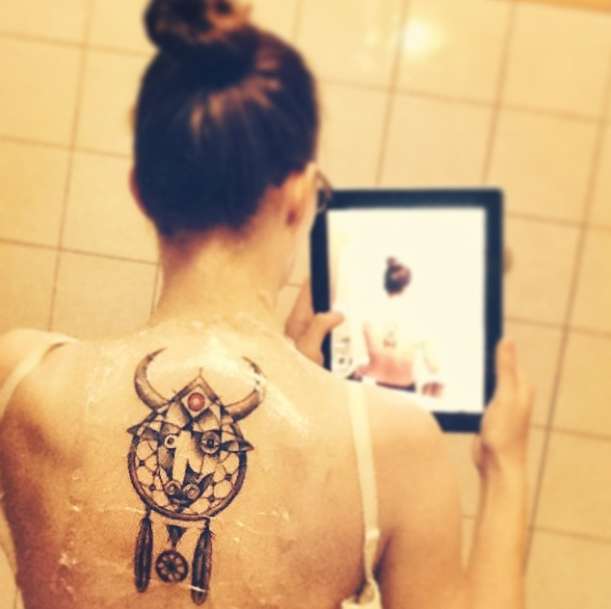 Tatuaggio stile totem Toro