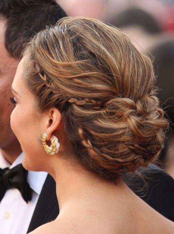 Chignon complesso per la sposa