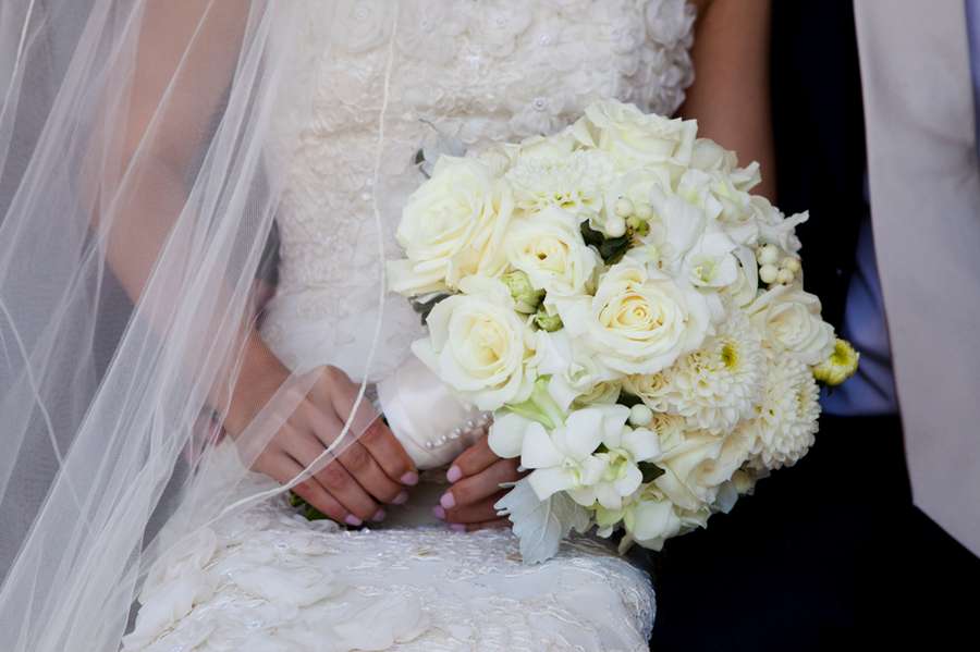 Bouquet bianco per la sposa