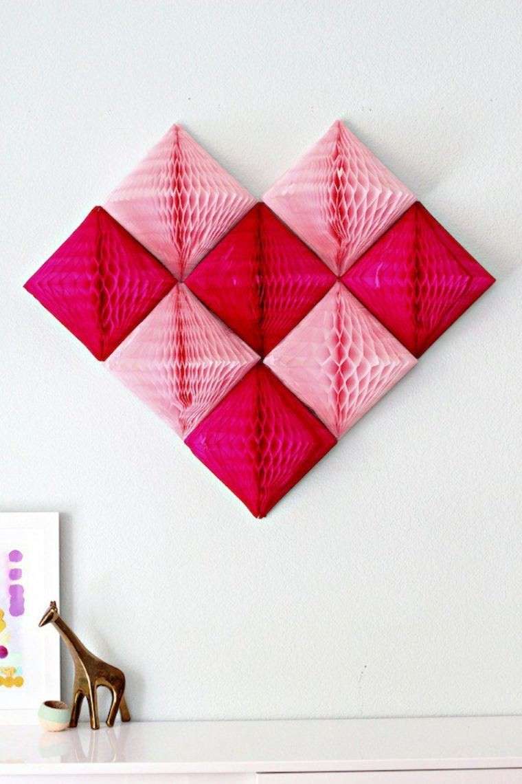 Decorazioni in rosso e rosa