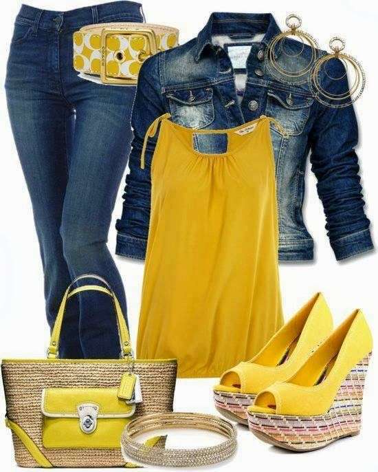 Look in denim con accessori gialli