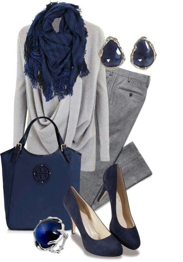 Look in grigio e blu reale