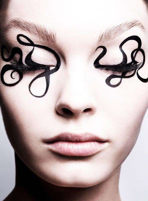 Make up occhi serpente
