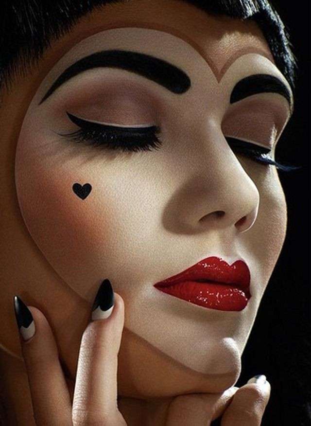Make up per Carnevale con labbra rosse