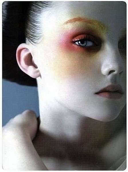 Trucco occhi dai toni caldi