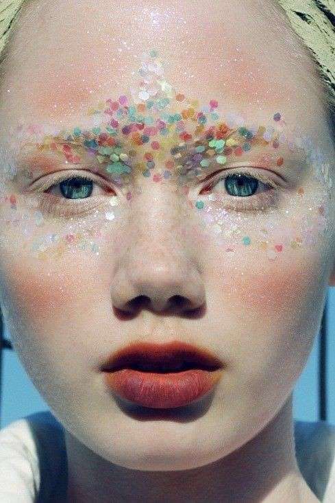 Trucco paillettato toni pastello