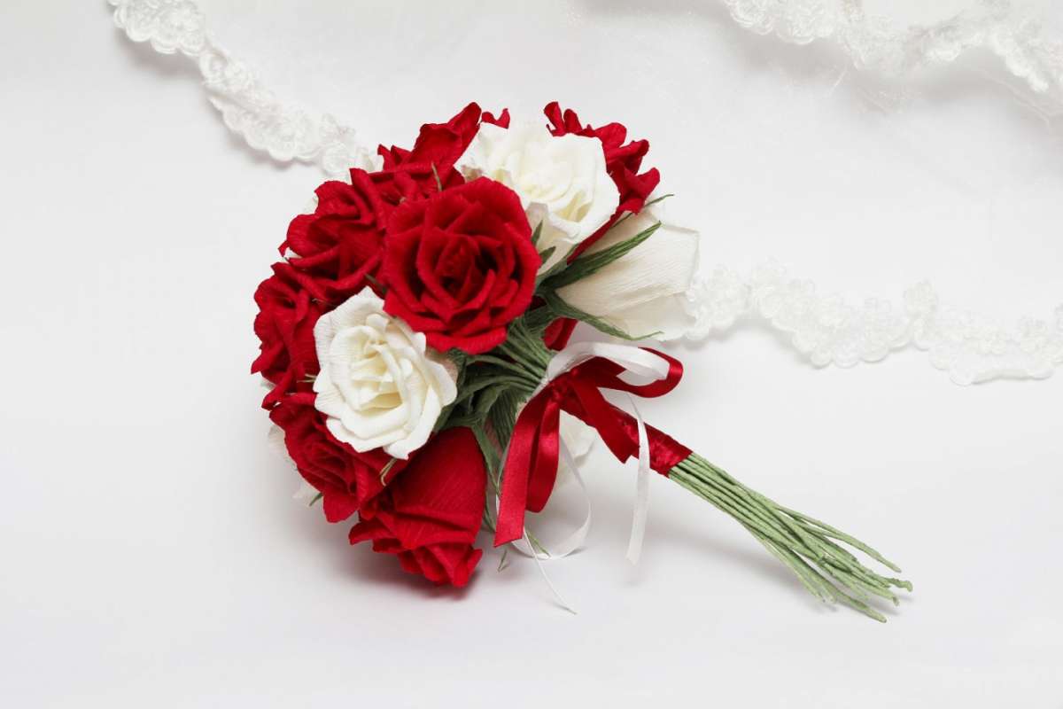 Piccolo Bouquet da sposa rosso e bianco