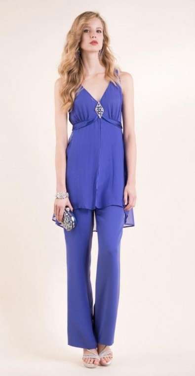 Top e pantaloni blu