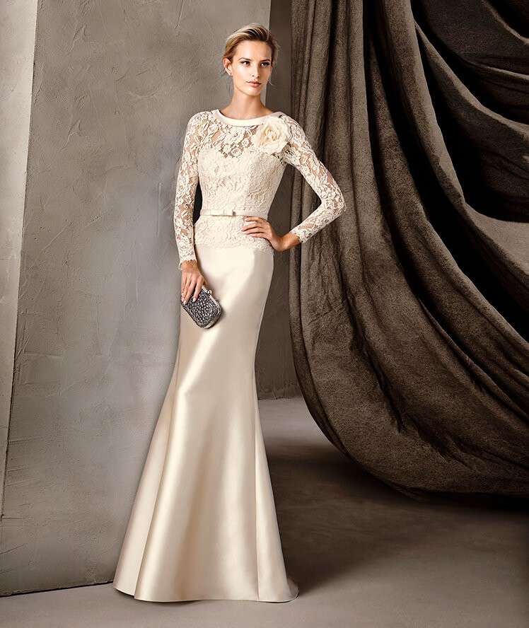 Abito champagne Pronovias