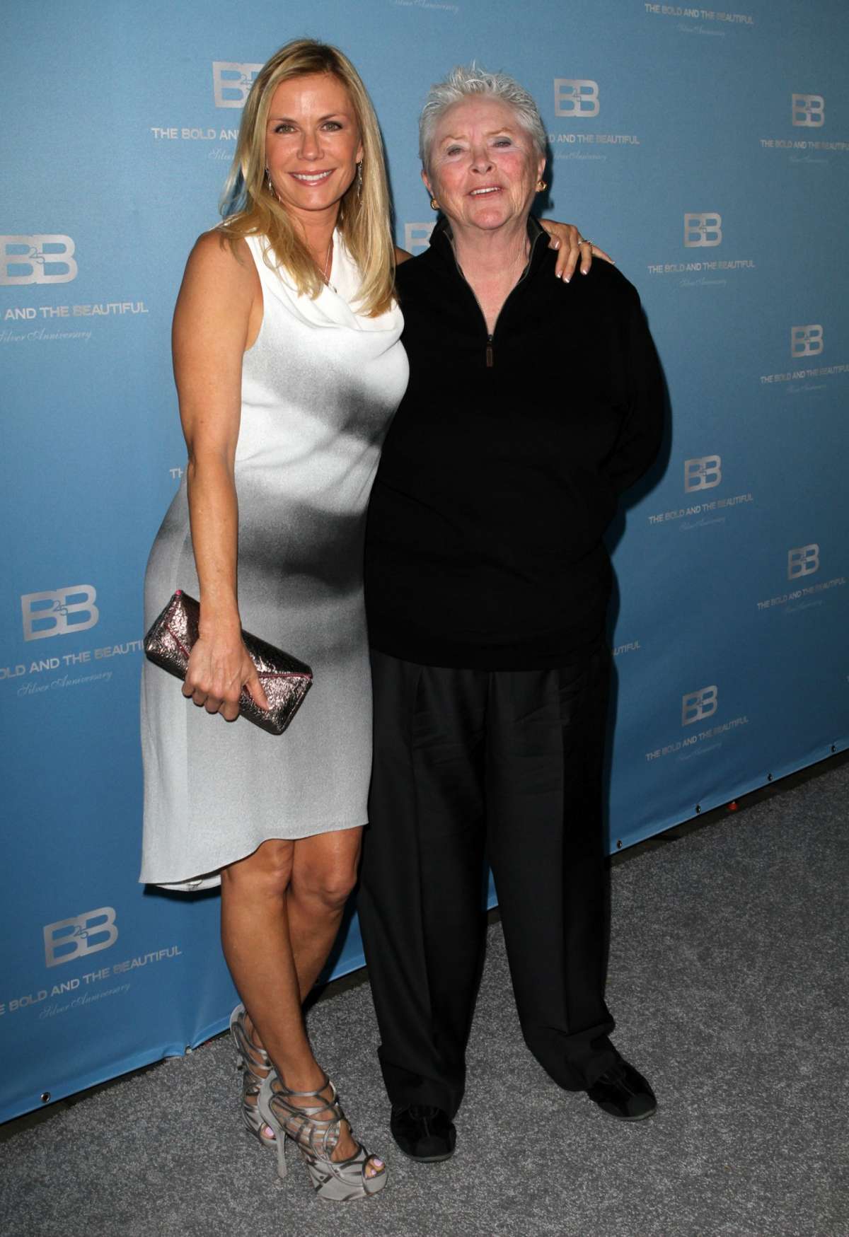 Brooke e Stephanie al 25esimo anniversario di Beautiful nel 2012 a Los Angeles