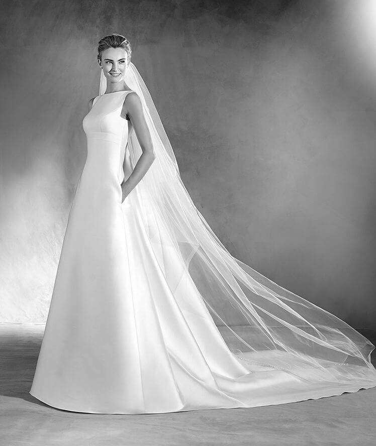 Abito in mikado Pronovias