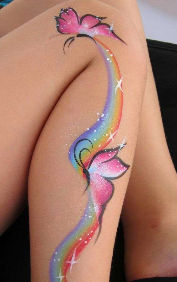 Tatuaggio farfalle arcobaleno