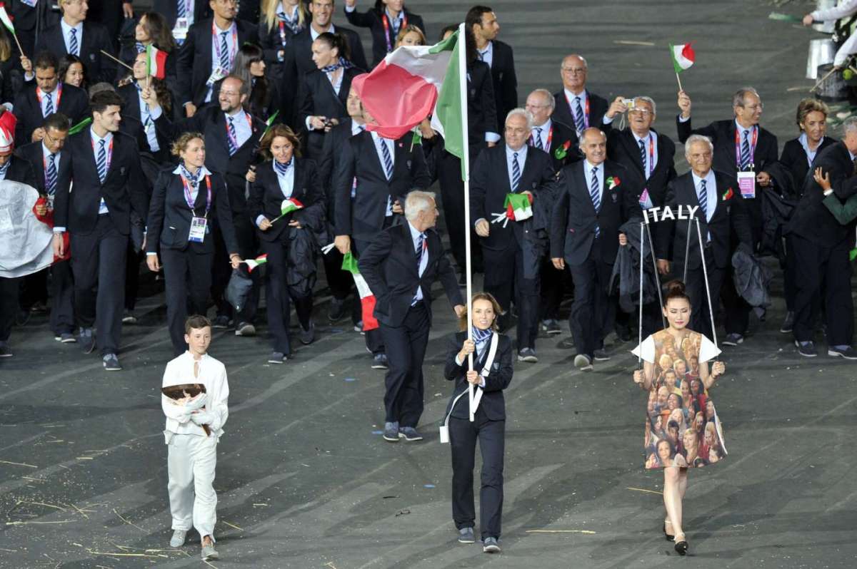 Valentina Vezzali portabandiera dell'Italia alle Olimpiadi di Londra 2012