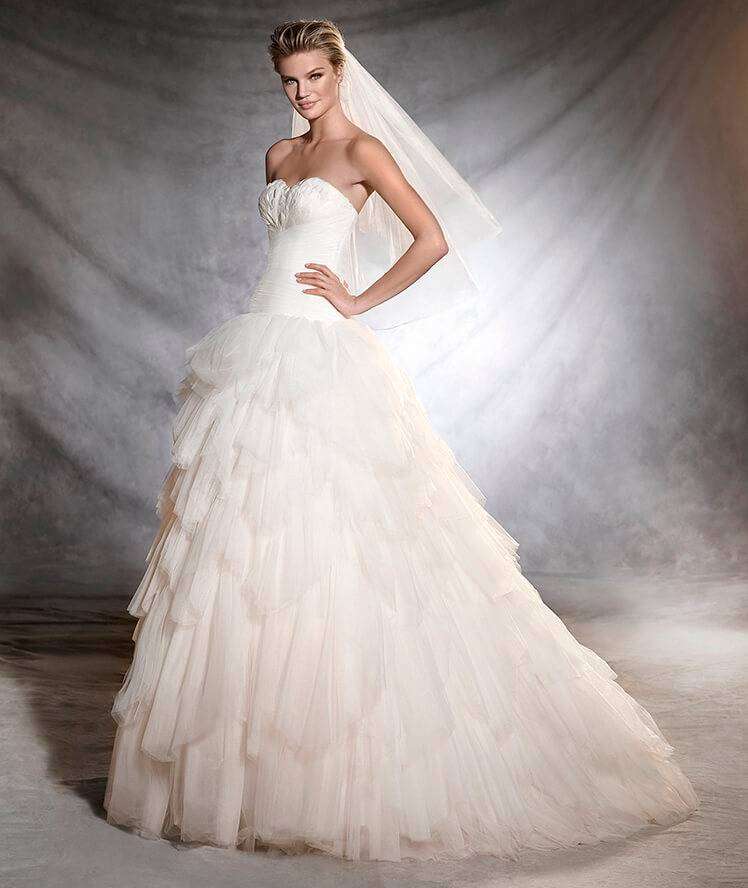 Vestito da sposa in tulle bianco