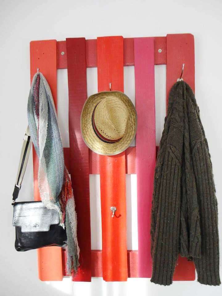 L'appendiabiti con i pallet