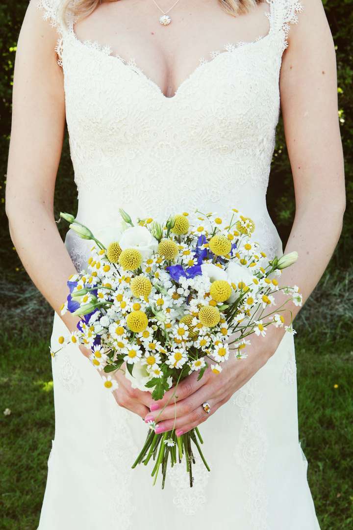 Bouquet con fiori di campo