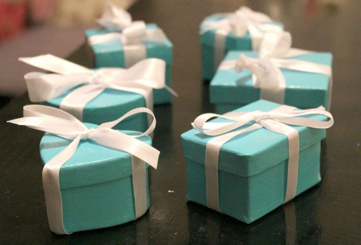 Regali per gli invitati color tiffany