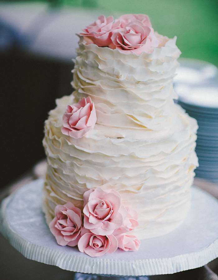 Torta nuziale con sfoglie morbide