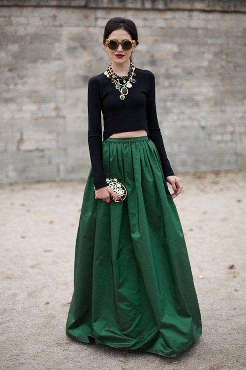 Crop top e gonna lunga verde