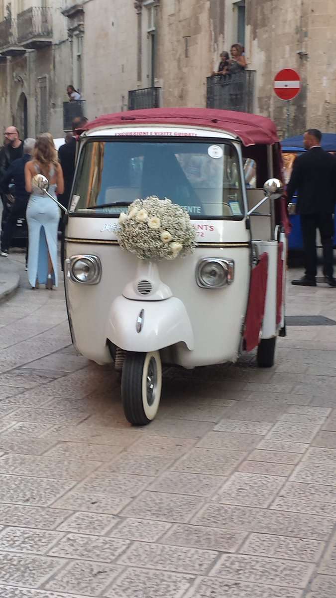 L'auto della sposa