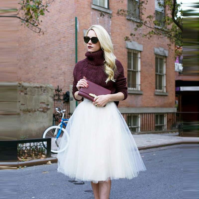 Look con gonna di tulle bianca
