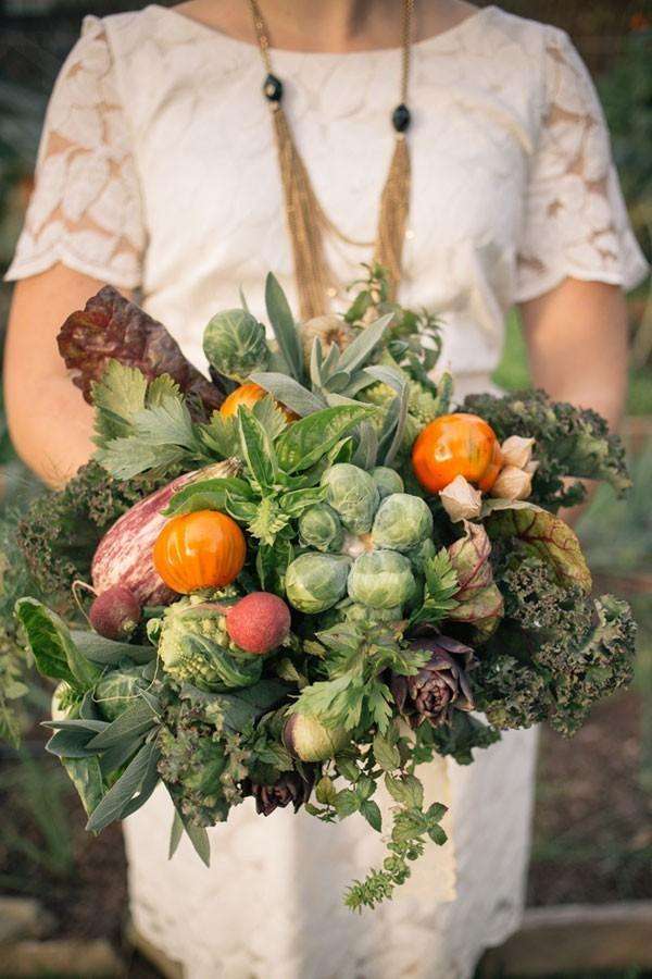 Bouquet con ortaggi e vegetali