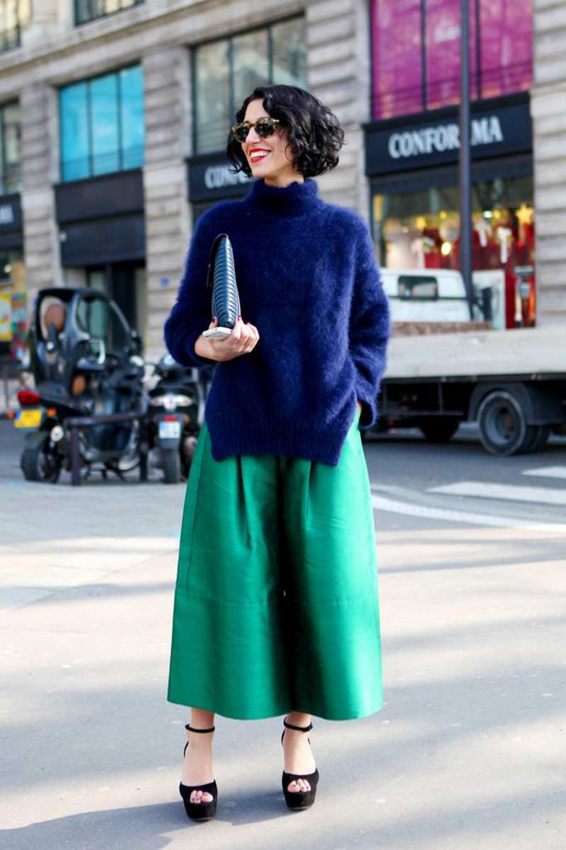 Maglione e pantaloni satinati