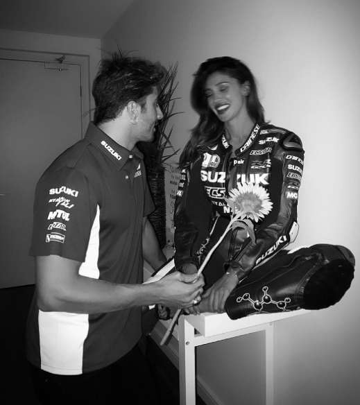 Belen e Andrea Iannone il giorno di San Valentino