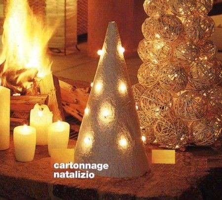 Albero Natale carta illuminato