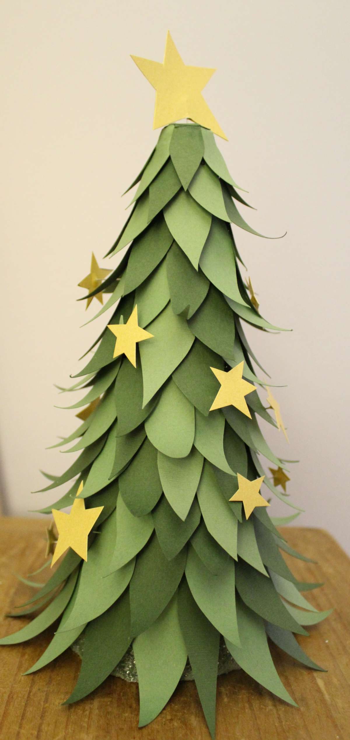 Albero Natale carta stelle