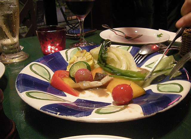 Bagna cauda con mix di verdure