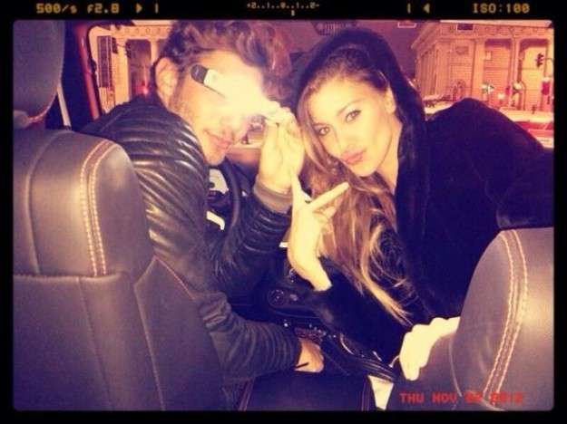 Belen Rodriguez e Stefano De Martino in auto