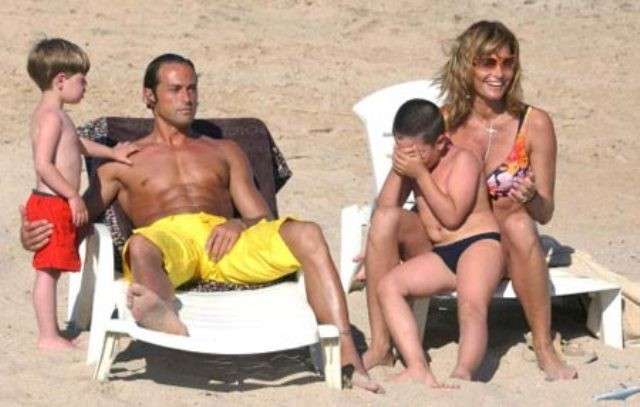 La famiglia di Simona e Stefano al mare