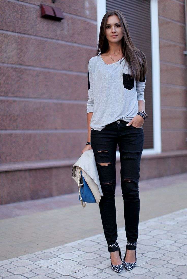Look con jeans neri