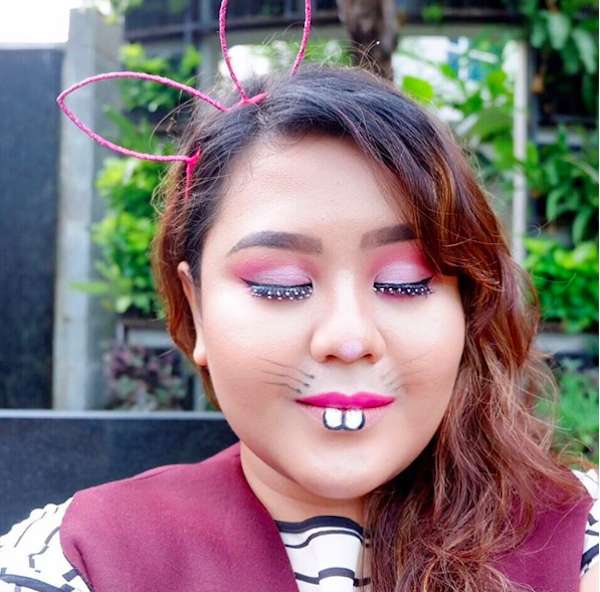 Make up da coniglietta con ciglia finte