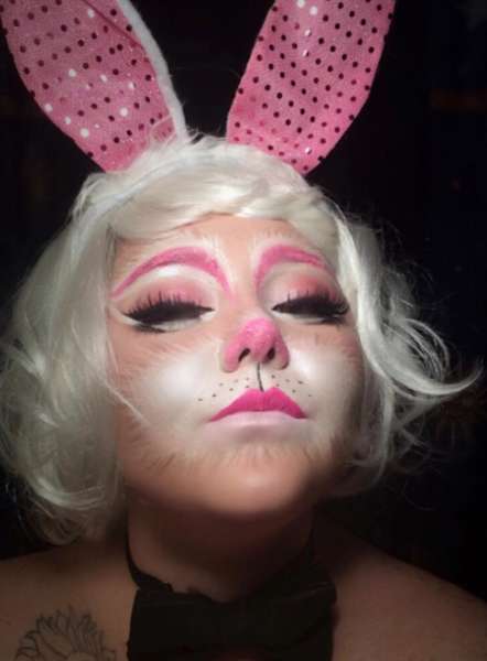 Make up in rosa e bianco da coniglietta