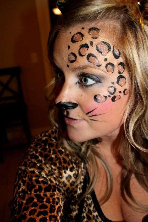 Trucco da leopardo a macchie grandi