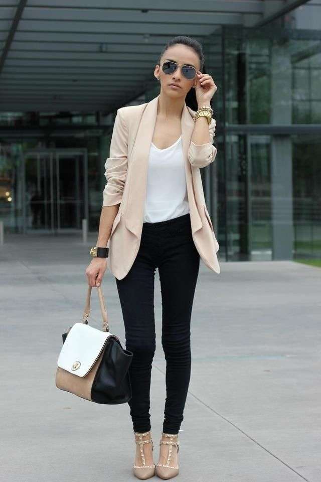 Blazer e pantaloni neri