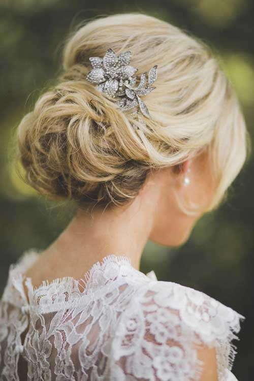 Chignon con spilla gioiello