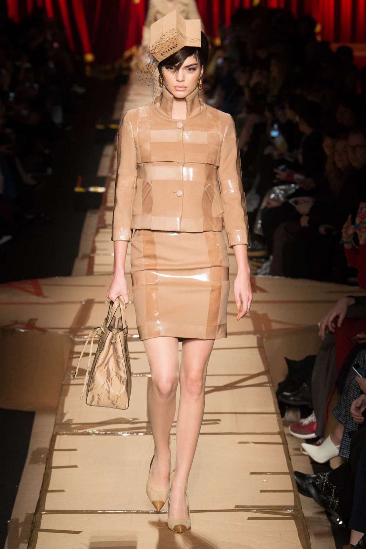 Coordinato beige Moschino