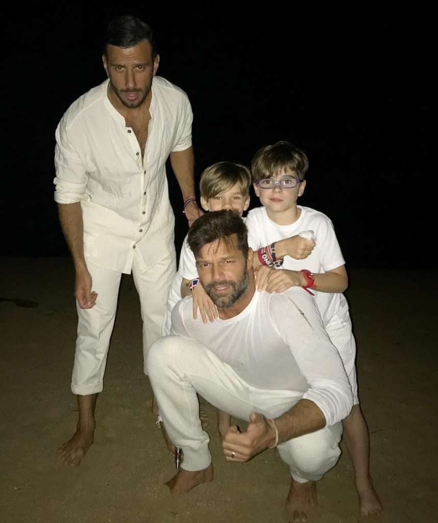 Ricky Martin con i figli e Jwan Yosef