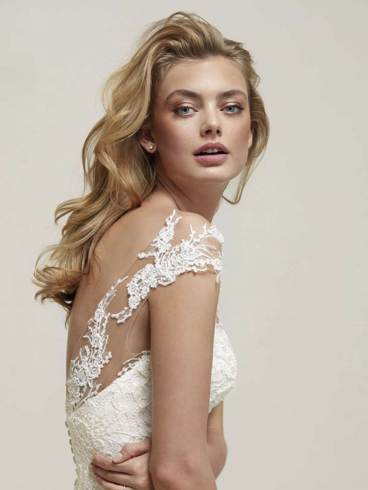 Abito con dettagli floreali Pronovias