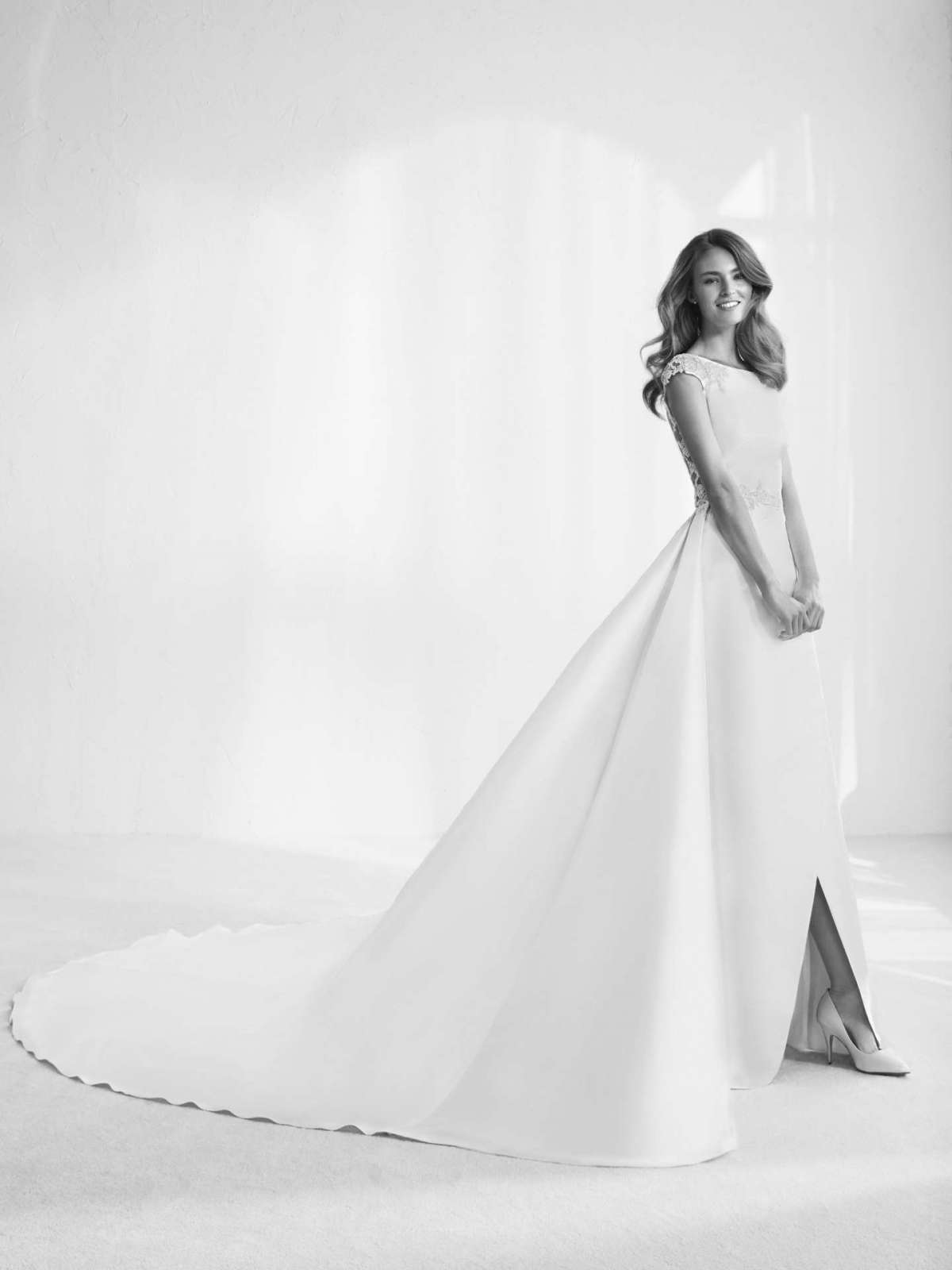 Abito con gonna ampia Atelier Pronovias