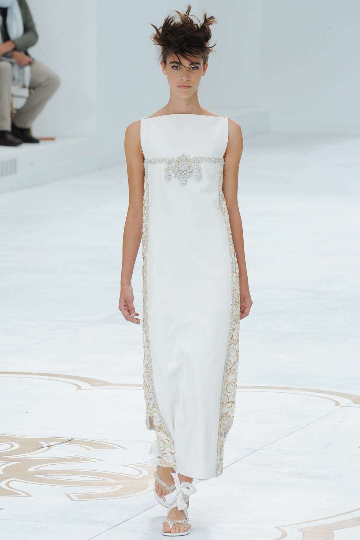 Abito da sposa Chanel a colonna dalla collezione 2014