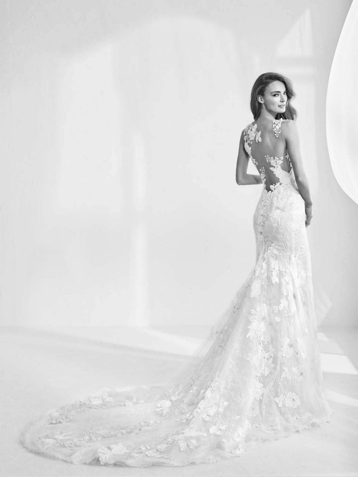 Abito da sposa tattoo Pronovias