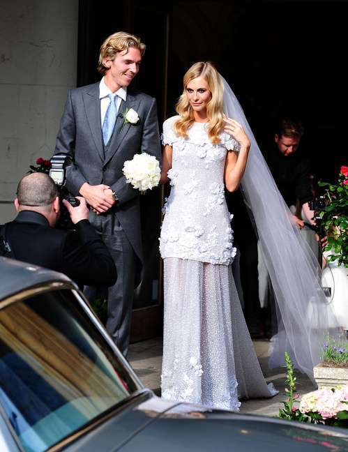 L'abito da sposa Chanel di Poppy Delevingne