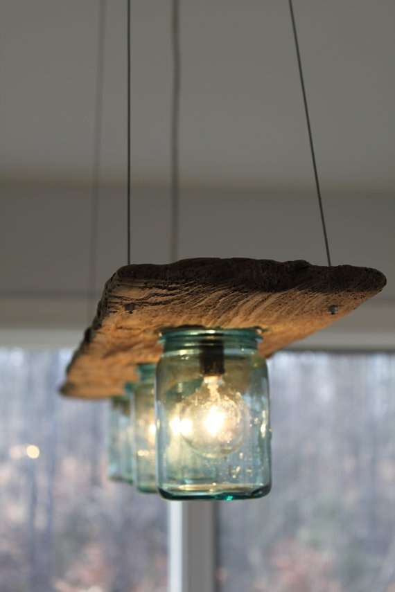 Lampadario semplice in legno