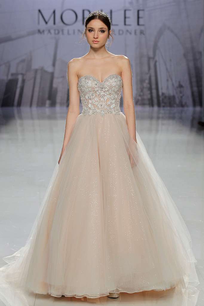 Abito da sposa champagne Morilee